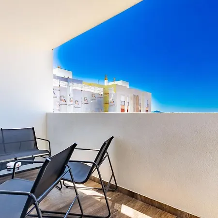 7th Heaven 2br With Balcony Apartman Zára