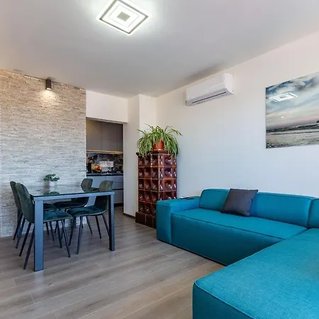 7th Heaven 2br With Balcony Appartement