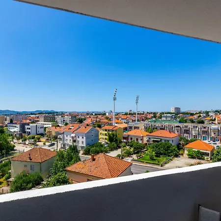 Apartment 7th Heaven 2br With Balcony